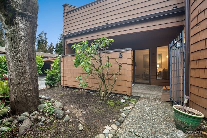 Property photo for 11510 NE 128th Street #2, Kirkland photo 23