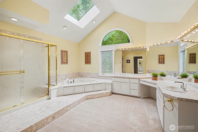 Property photo for 16657 SE 49th Street, Bellevue photo 20