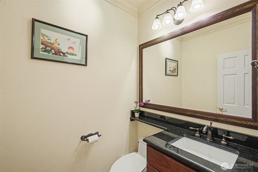 Property photo for 16657 SE 49th Street, Bellevue photo 17