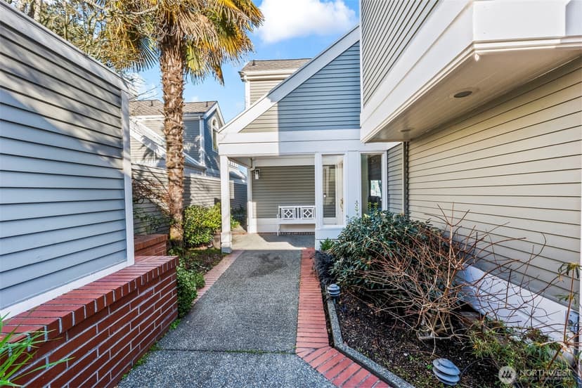 Property photo for 3503 Harborview Drive #2, Gig Harbor photo 4