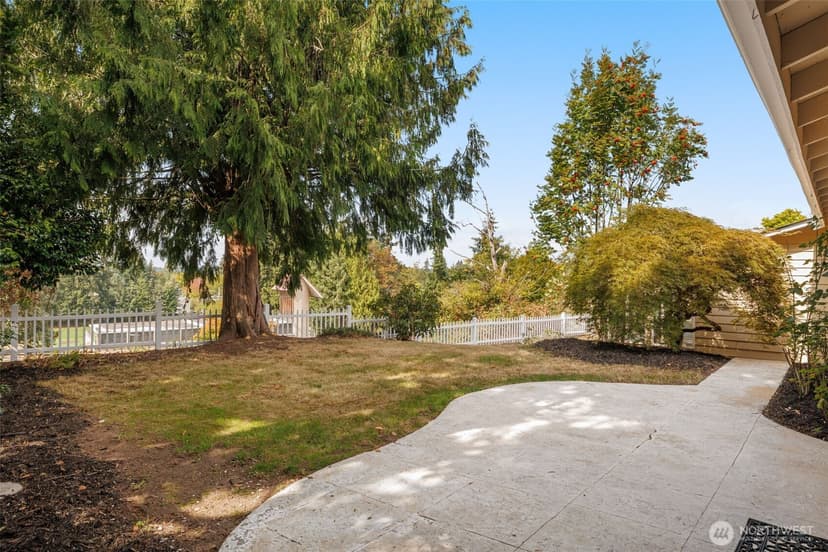 Property photo for 6005 121st Avenue SE, Bellevue photo 23