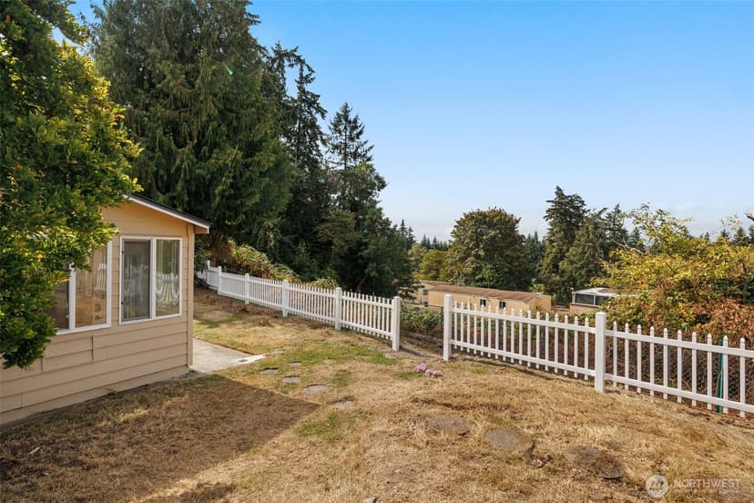 Property photo for 6005 121st Avenue SE, Bellevue photo 21
