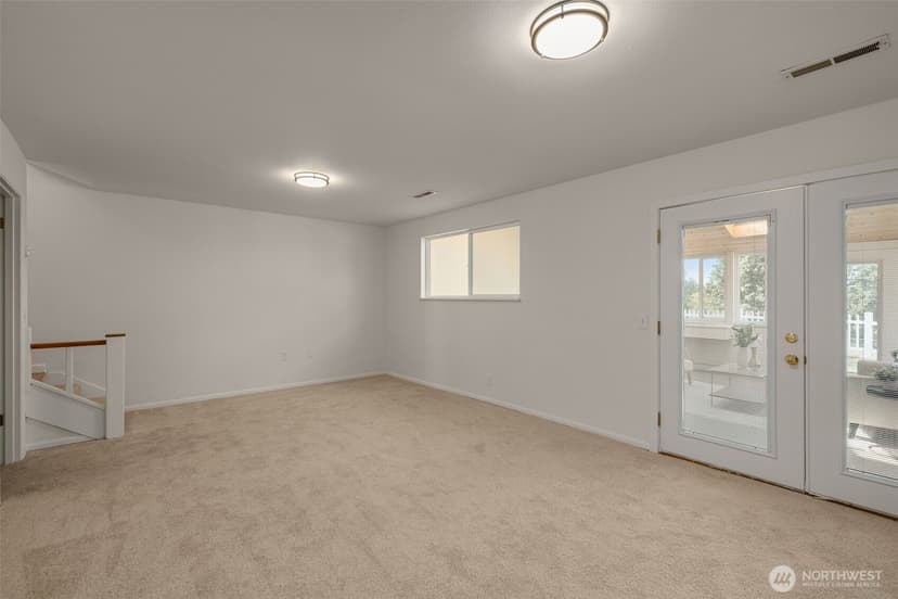 Property photo for 6005 121st Avenue SE, Bellevue photo 19