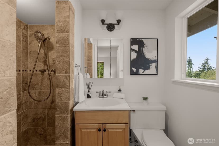 Property photo for 6005 121st Avenue SE, Bellevue photo 10
