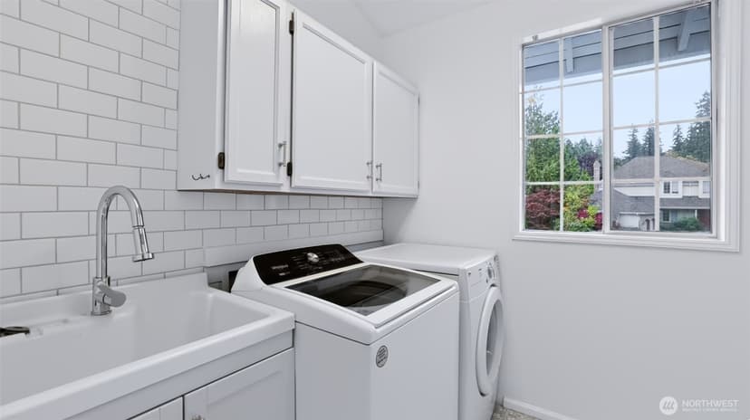Property photo for 10530 59th Avenue W, Mukilteo photo 31