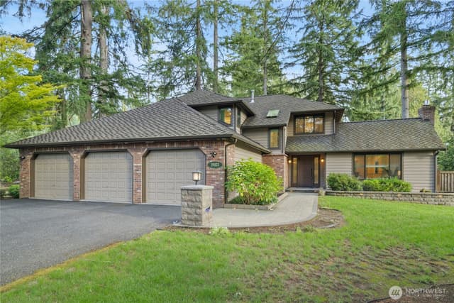 Property photo for 19023 NE 132nd Street, Woodinville photo 2