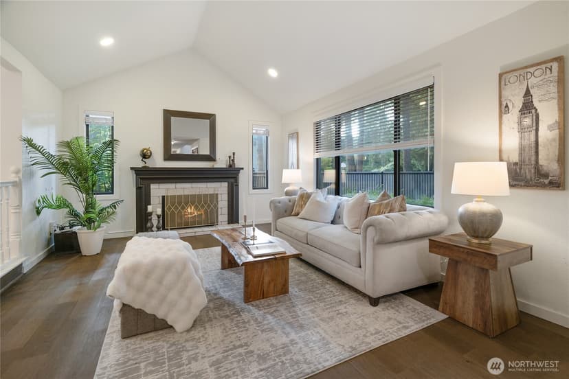 Property photo for 19023 NE 132nd Street, Woodinville photo 6