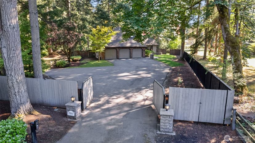 Property photo for 19023 NE 132nd Street, Woodinville photo 40