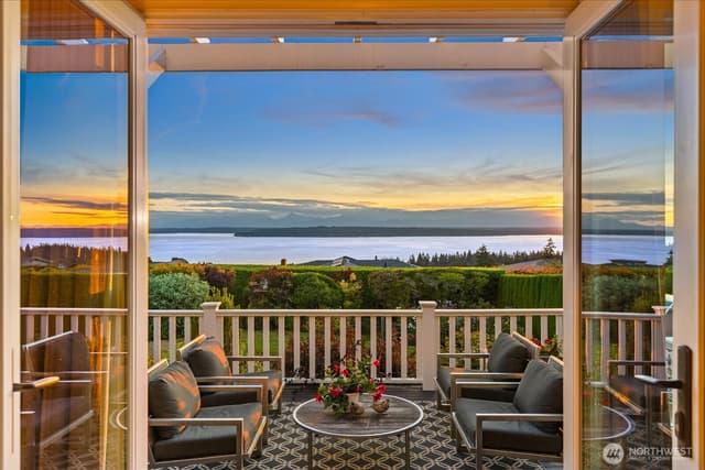 Property photo for 18311 8th Avenue NW, Shoreline photo 2