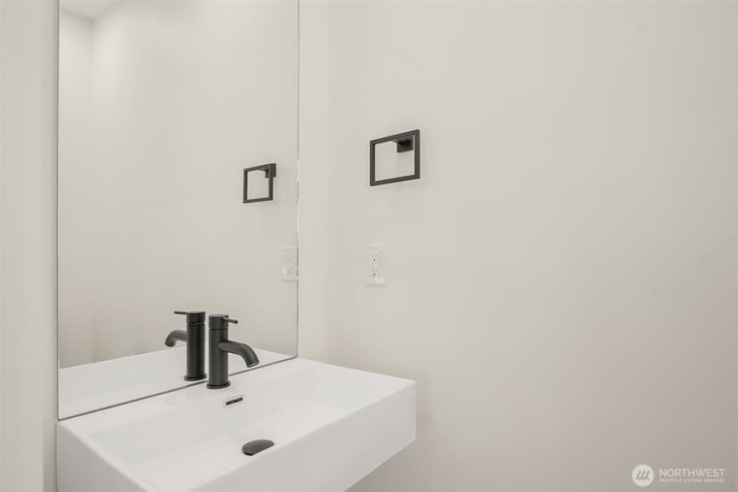 Property photo for 8316 Mary Avenue NW #B, Seattle photo 18