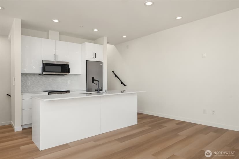 Property photo for 8316 Mary Avenue NW #B, Seattle photo 5
