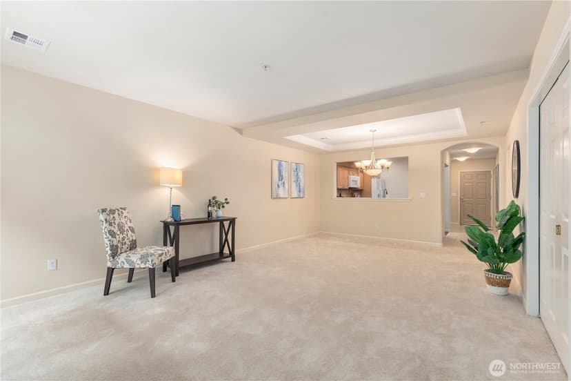 Property photo for 4535 Providence Point Place SE #102, Issaquah photo 15