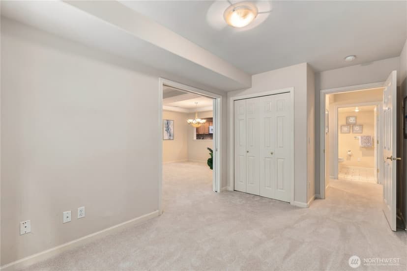 Property photo for 4535 Providence Point Place SE #102, Issaquah photo 22