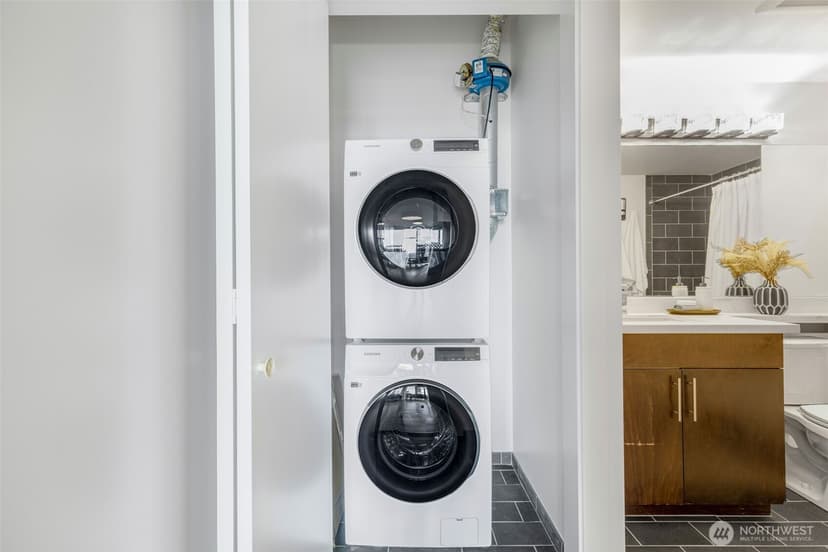 Property photo for 2720 3rd Avenue #500, Seattle photo 14