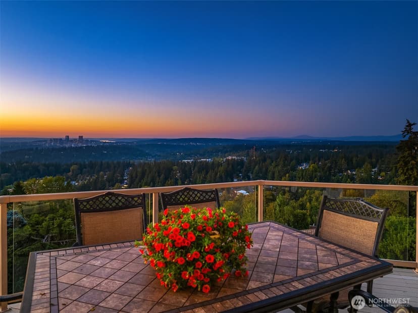 Property photo for 14100 SE 44th Street, Bellevue photo 7