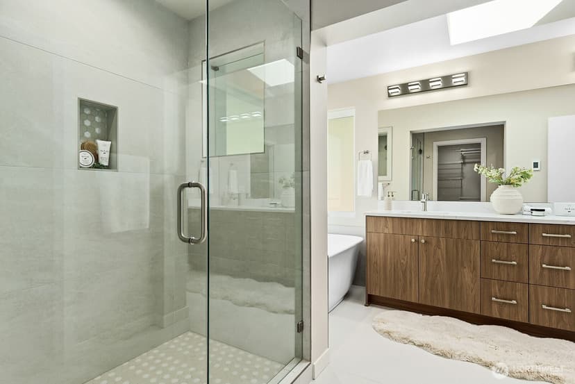 Property photo for 1072 205th Avenue NE, Sammamish photo 24
