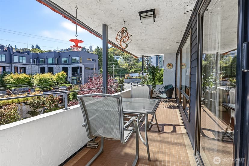 Property photo for 610 Wheeler Street #404, Seattle photo 11