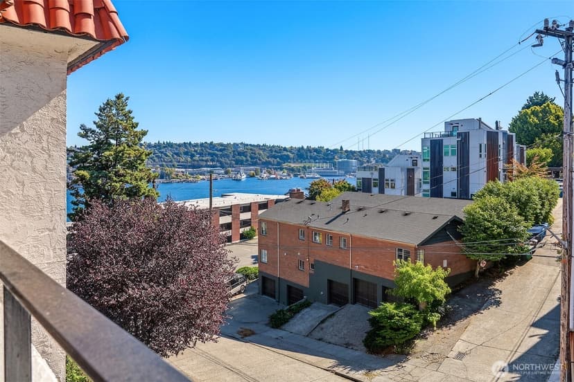 Property photo for 610 Wheeler Street #404, Seattle photo 13