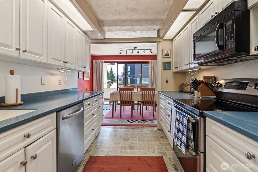 Property photo for 610 Wheeler Street #404, Seattle photo 14