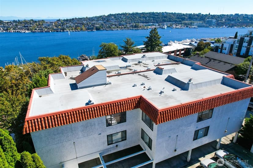 Property photo for 610 Wheeler Street #404, Seattle photo 35