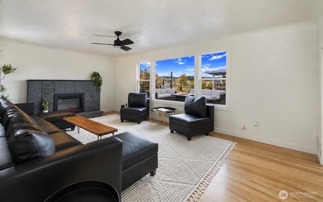 Property photo for 2514 N Lafayette Avenue, Bremerton photo 3