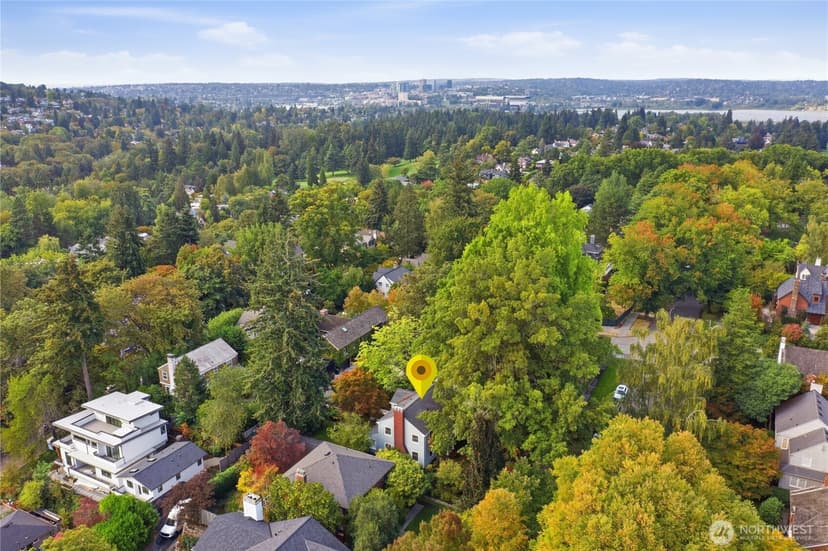 Property photo for 621 34th Avenue E, Seattle photo 40
