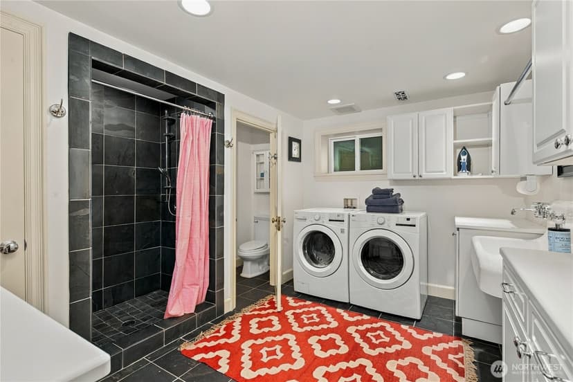 Property photo for 621 34th Avenue E, Seattle photo 35