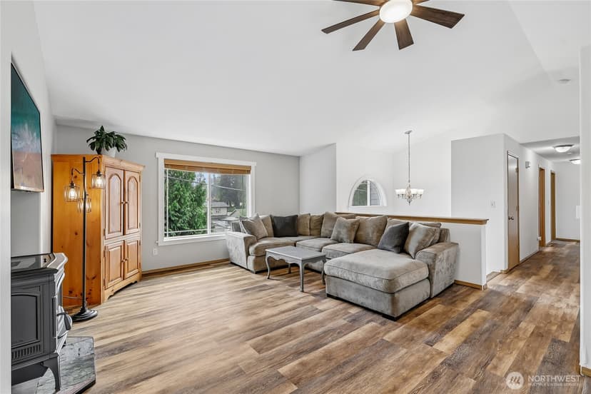 Property photo for 12130 Rainbow Drive, Arlington photo 6