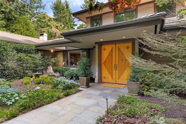 Property photo for 11044 NE Boulder Place, Bainbridge Island photo 4