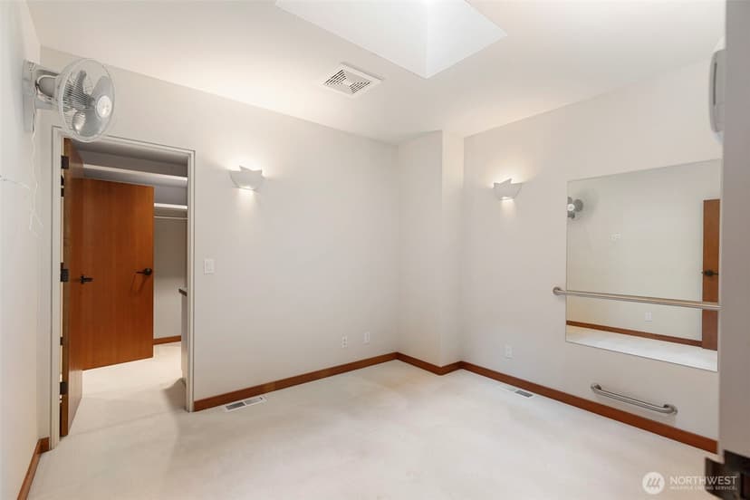 Property photo for 11044 NE Boulder Place, Bainbridge Island photo 23