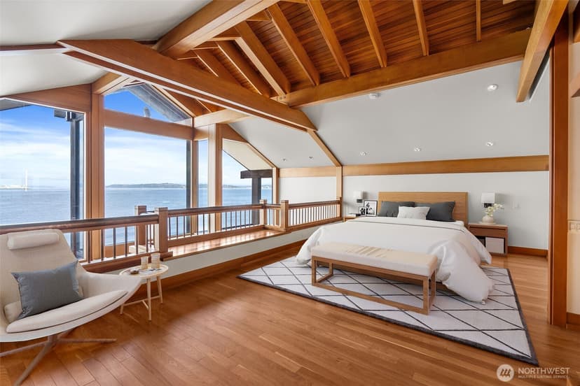 Property photo for 3103 Alki Avenue SW, Seattle photo 17