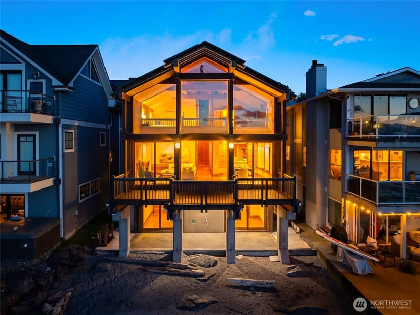 Property photo for 3103 Alki Avenue SW, Seattle