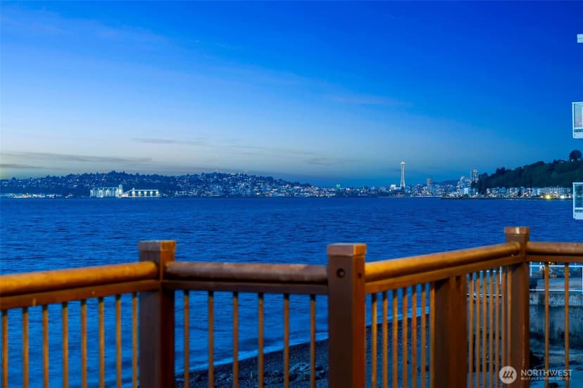 Property photo for 3103 Alki Avenue SW, Seattle photo 34