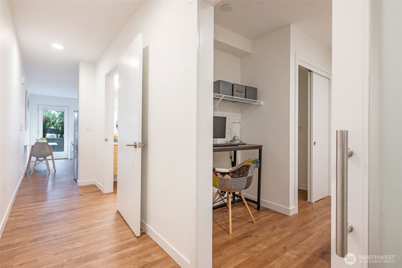 Property photo for 750 11th Avenue E #103, Seattle photo 9