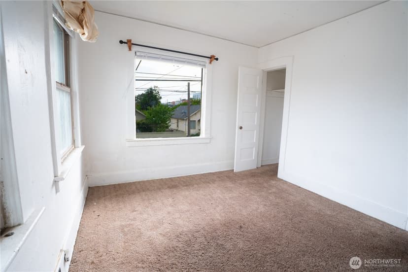 Property photo for 4210 S Holly Street, Seattle photo 13
