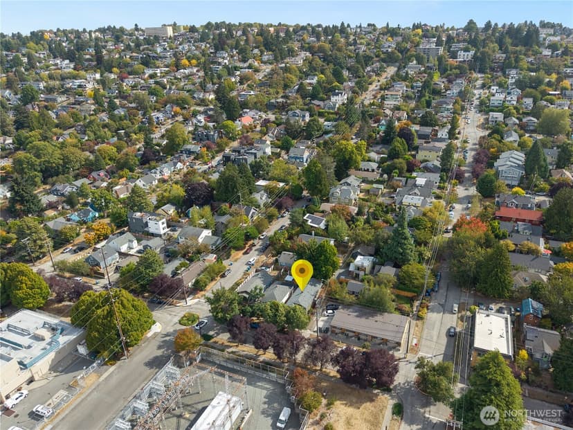 Property photo for 4512 6th Avenue NW, Seattle photo 35
