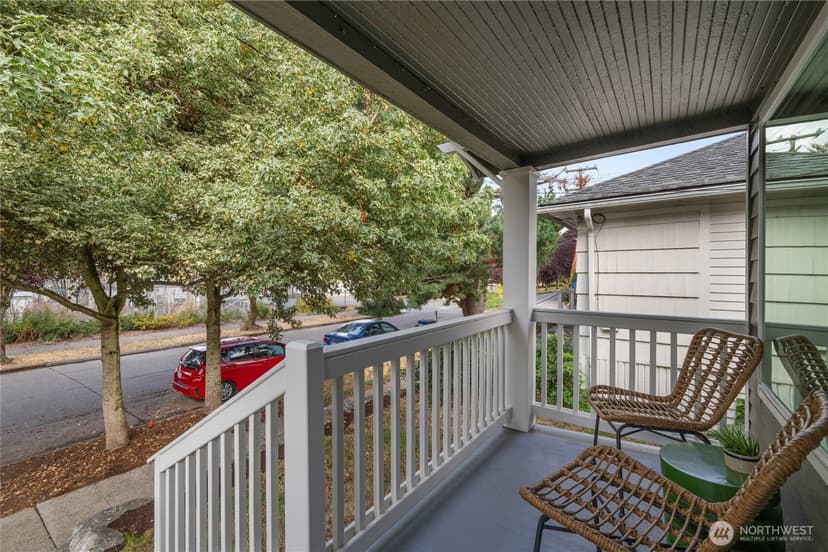 Property photo for 4512 6th Avenue NW, Seattle photo 3