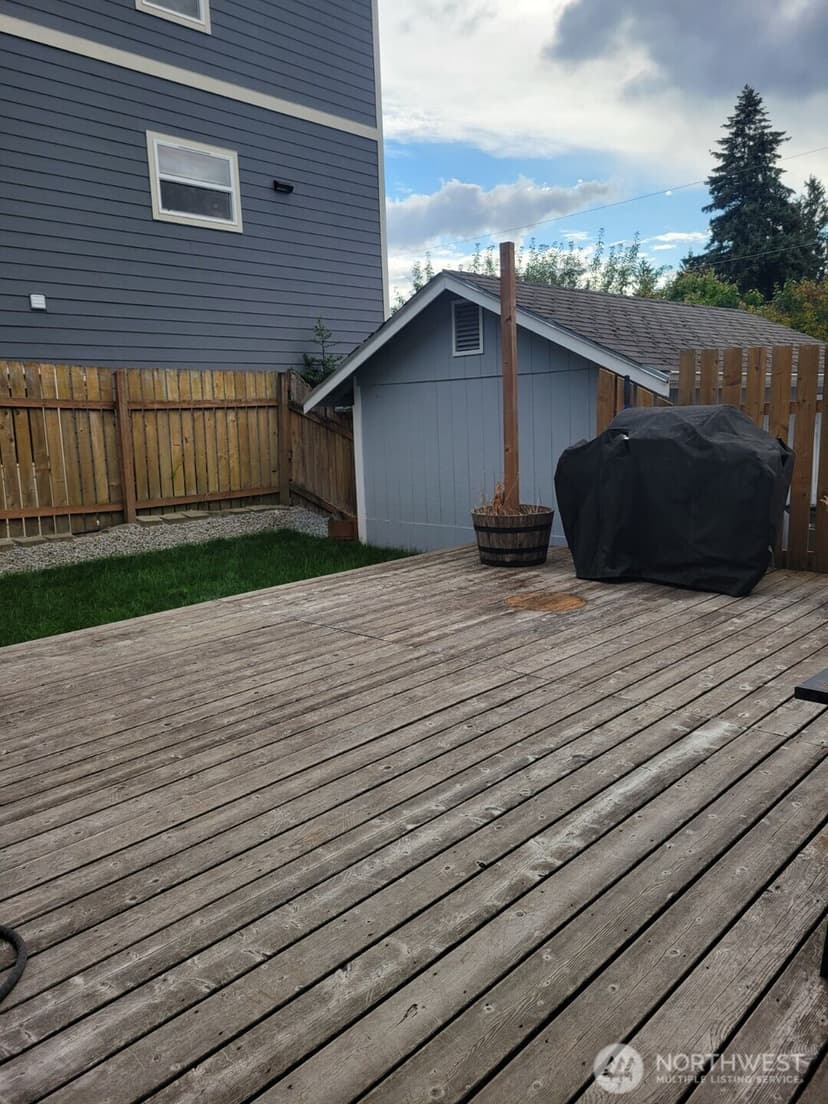Property photo for 1604 Arvon Avenue, Bremerton photo 10