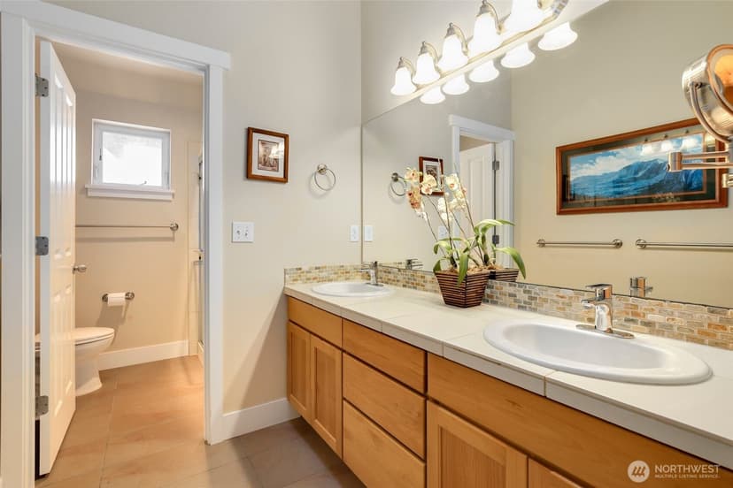 Property photo for 1822 27th Avenue, Seattle photo 15