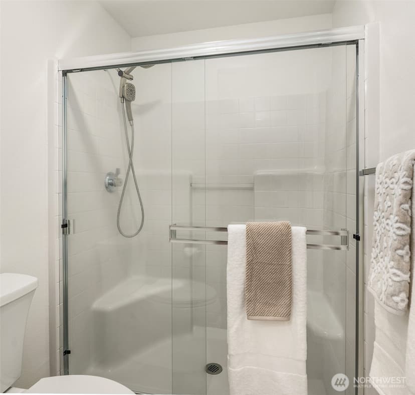 Property photo for 3701 NE 6th Street, Renton photo 20