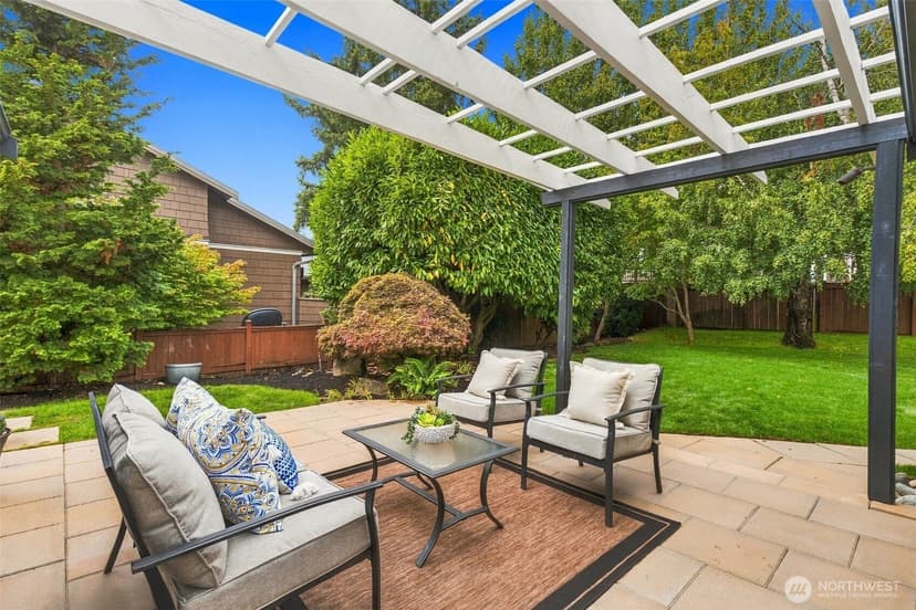 Property photo for 124 6th Avenue, Kirkland photo 16