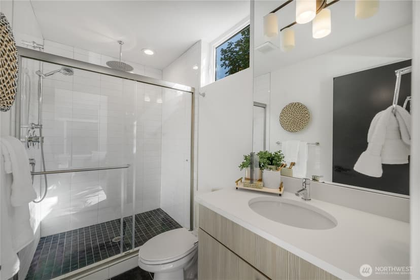 Property photo for 5057 37th Avenue S #B, Seattle photo 16