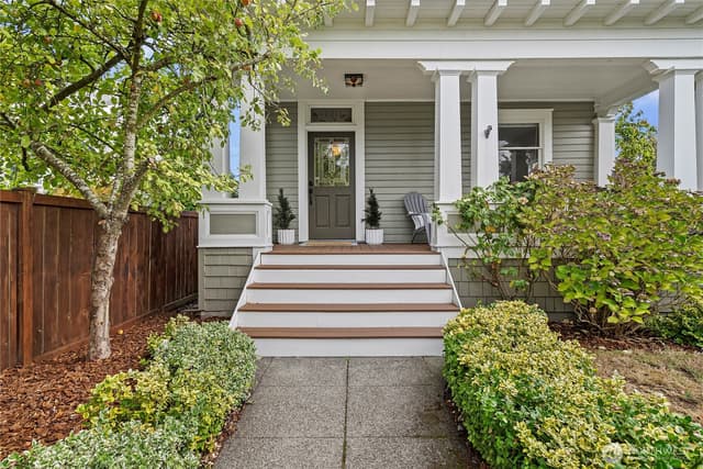 Property photo for 1003 N Prospect Street, Tacoma photo 4