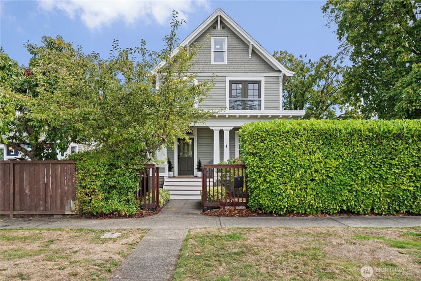 Property photo for 1003 N Prospect Street, Tacoma photo 2