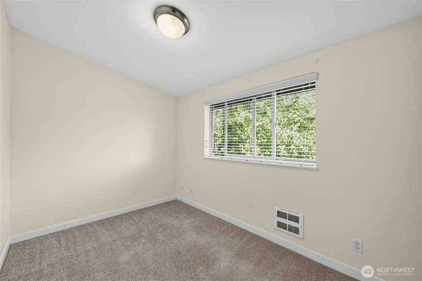 Property photo for 3014 NE 140th Street #B, Seattle photo 22
