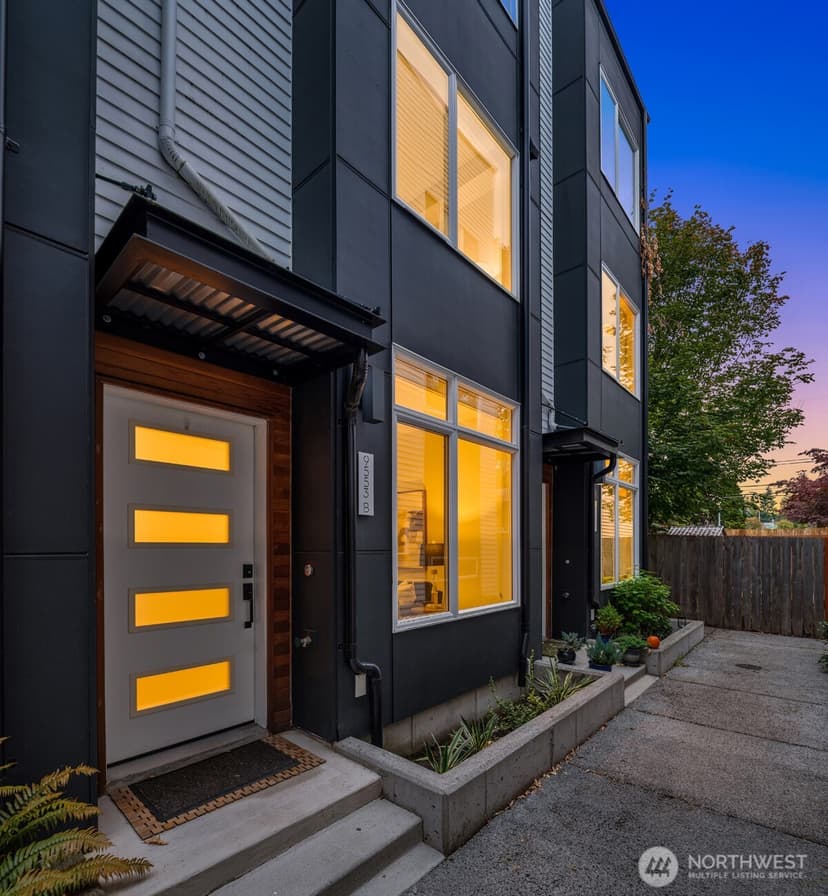 Property photo for 9553 Ashworth Avenue N #B, Seattle