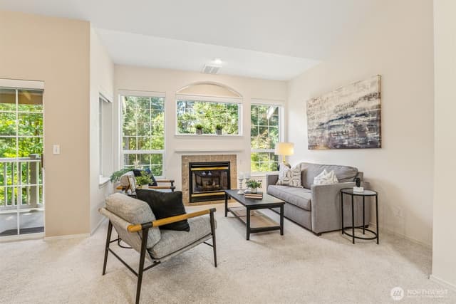 Property photo for 18555 NE 57th Street #18555, Redmond photo 5