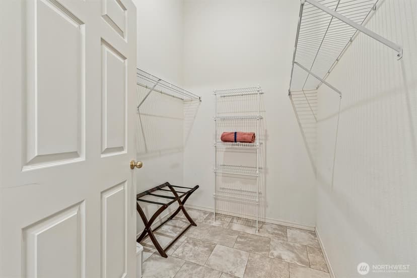 Property photo for 18555 NE 57th Street #18555, Redmond photo 22