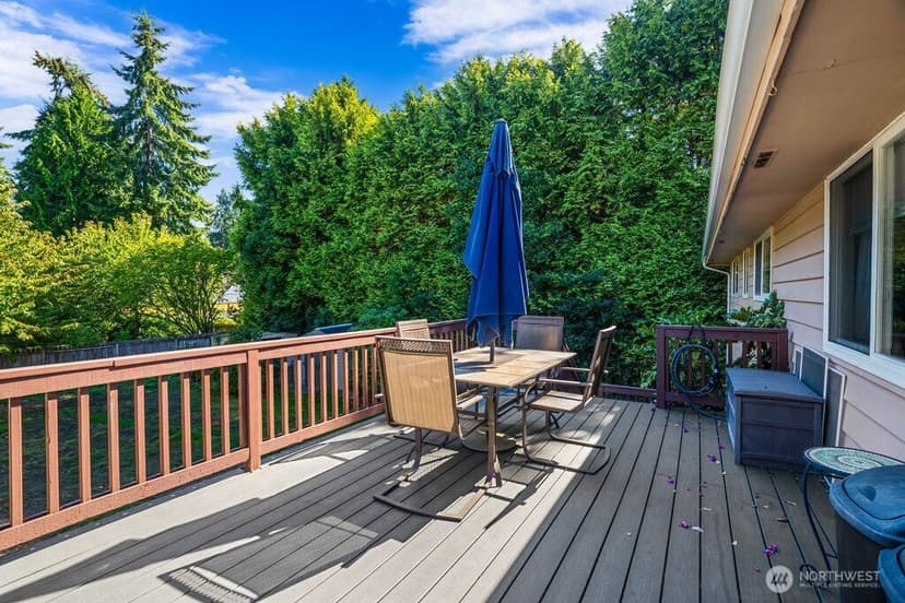 Property photo for 17629 72nd Avenue W, Edmonds photo 21
