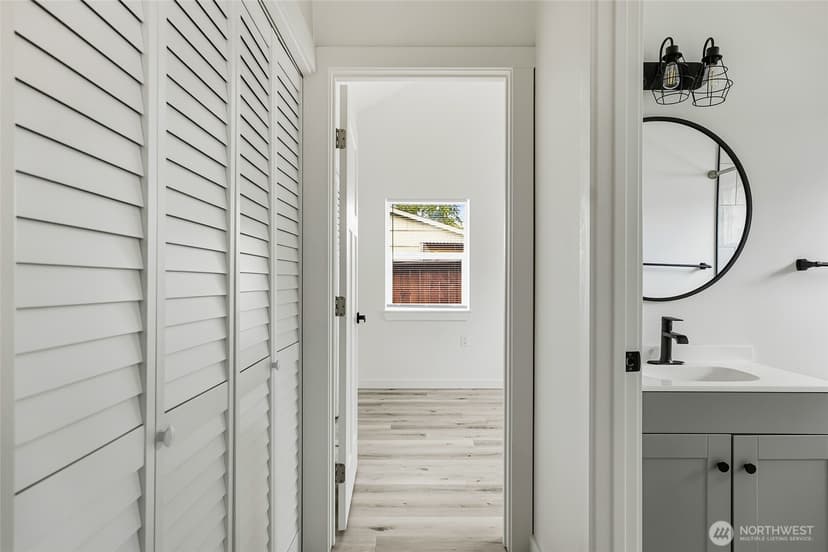 Property photo for 1750 S Anderson Street #2, Tacoma photo 8